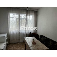 Гарсониера в блок- стара тухла в к-с Зорница до Макдоналдс