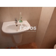 ПАРТЕРЕН ОФИС С ГОЛЯМА ВИТРИНА, К/С 